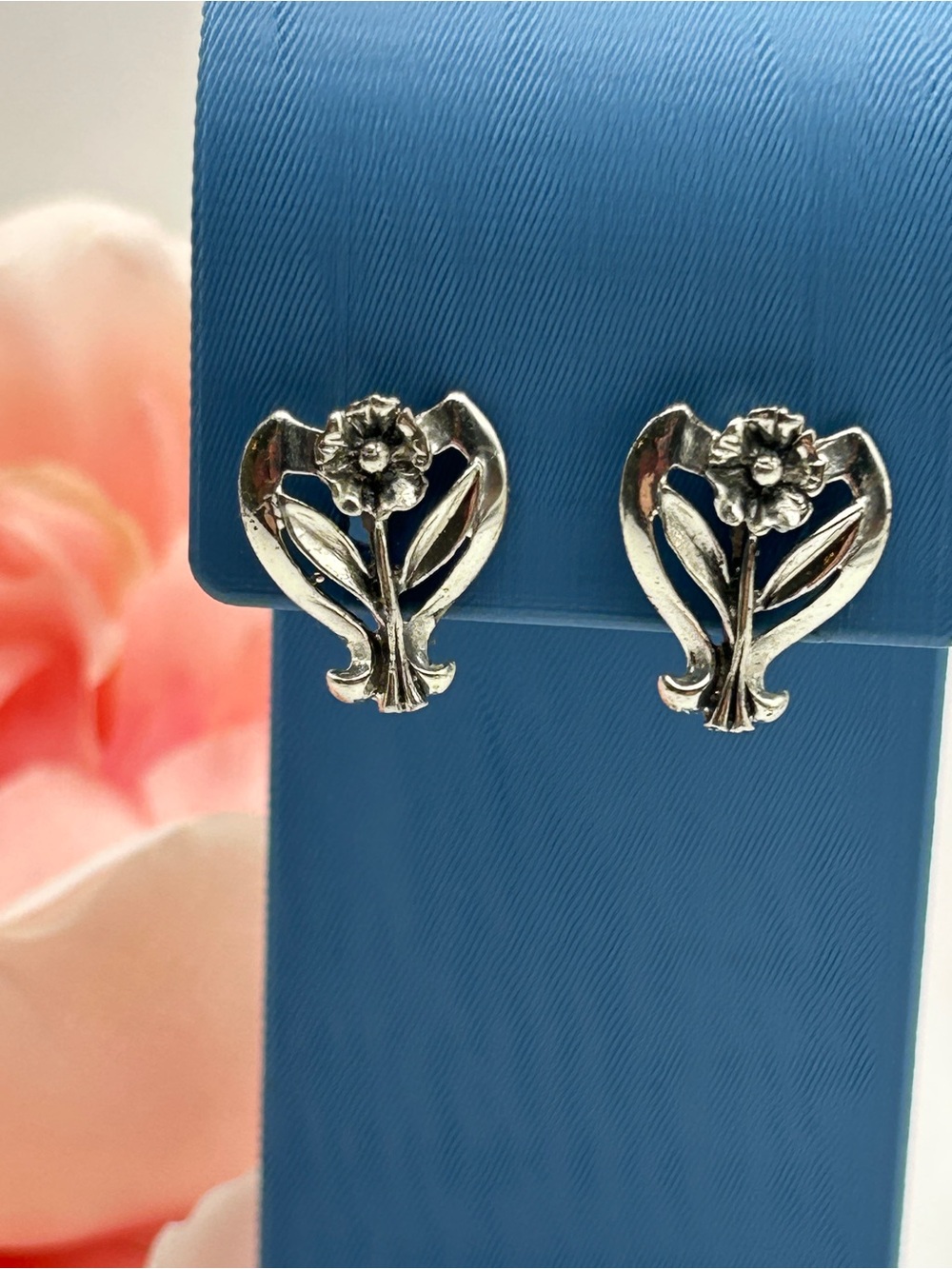 Vintage Sterling Silver Floral Screw Back Earrings